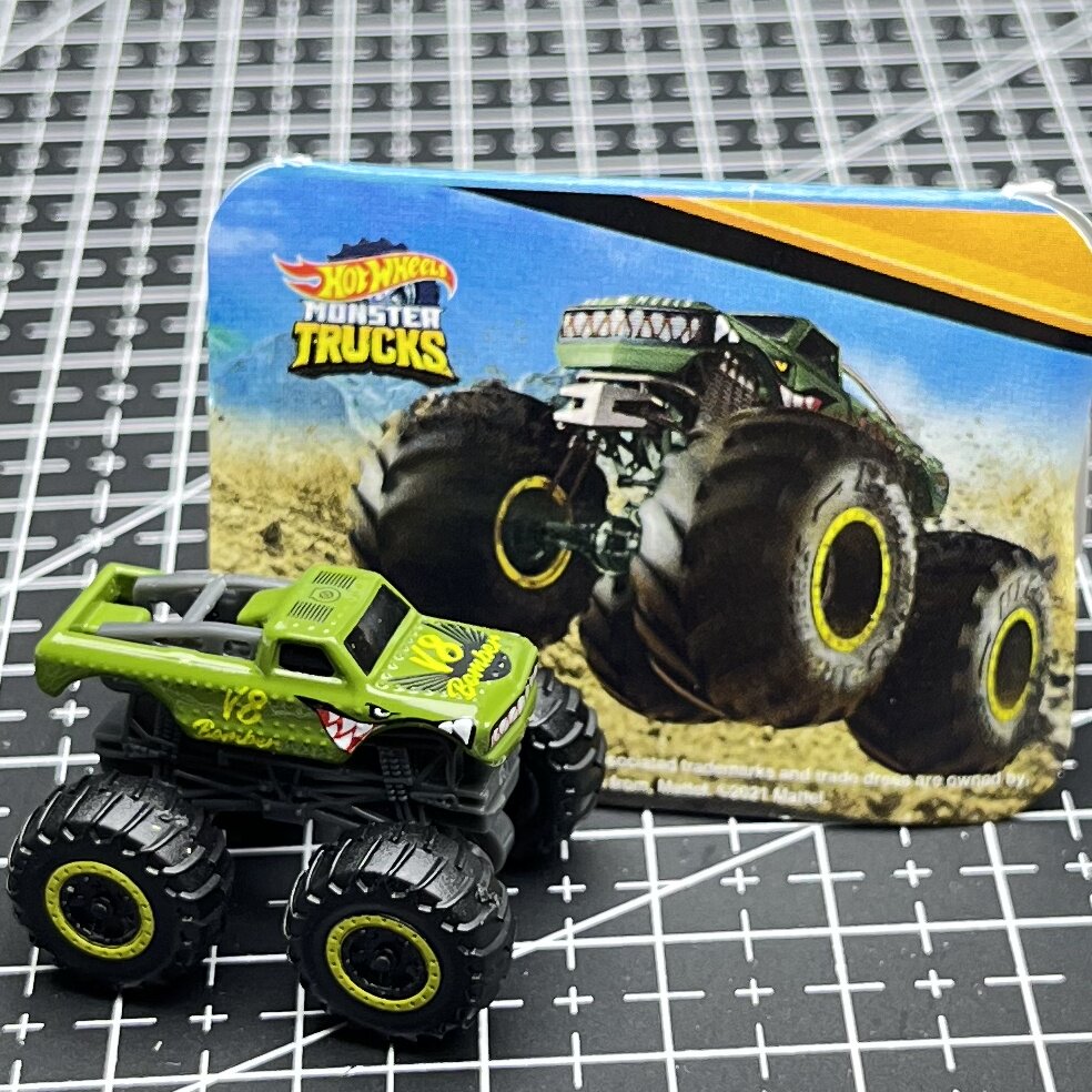 Hot Wheels World's Smallest Mo - đánh giá và giá Hot Wheels Car Monster Trucks